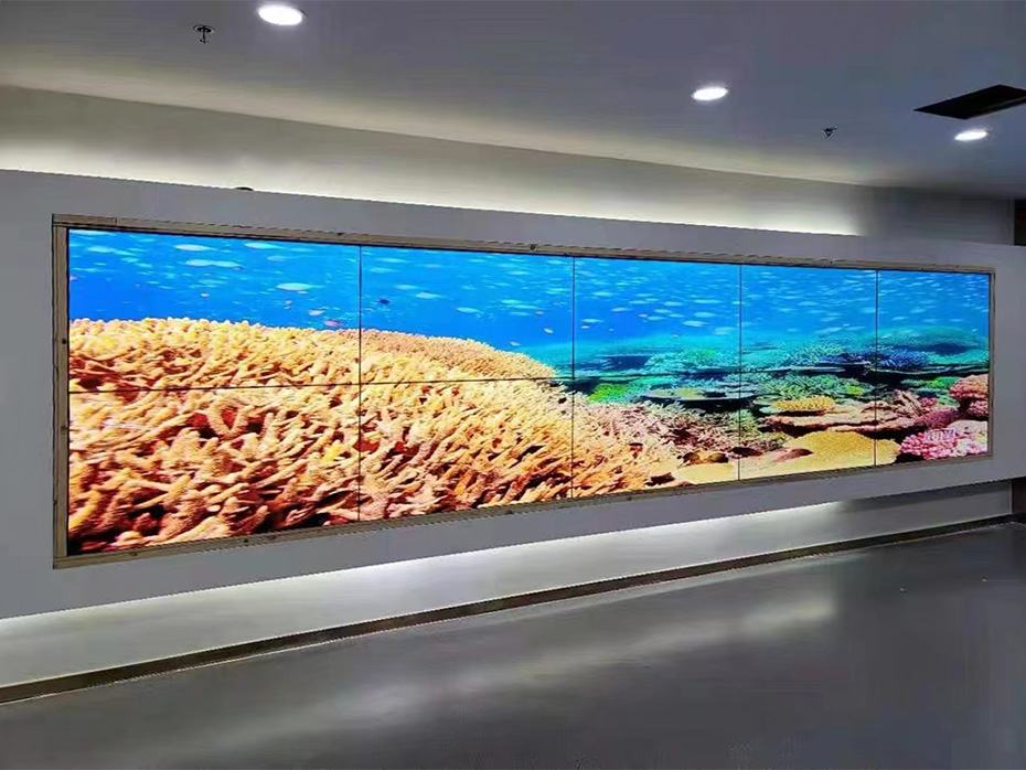 引领潮流！液晶拼接屏拼缝技术革命，让画面更真实
